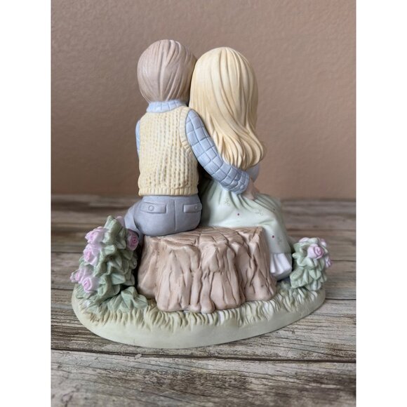 Precious Moments 2002 “My Heart Belongs To You” Ltd Ed Figurine #110268 - No Box - Picture 4 of 14